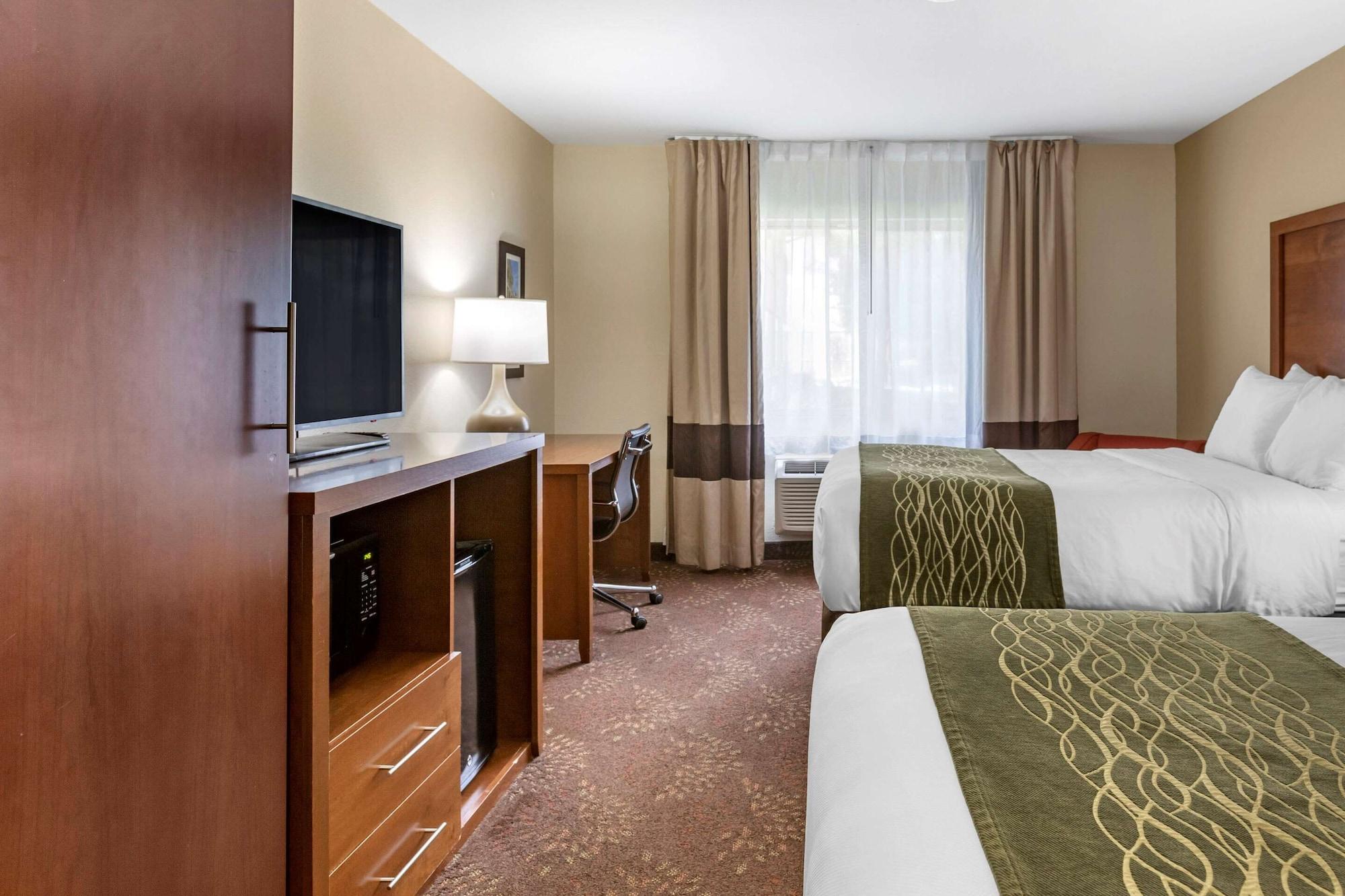 Comfort Inn Okemos - East Lansing Bagian luar foto