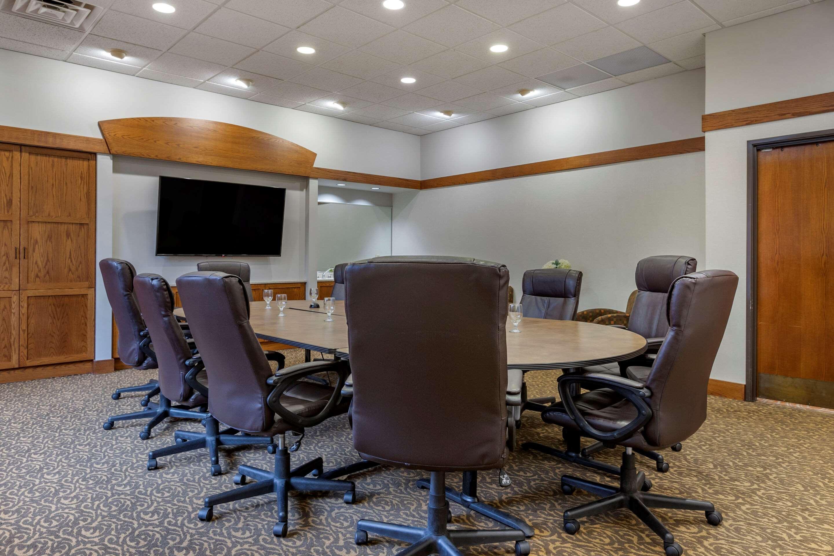 Comfort Inn Okemos - East Lansing Bagian luar foto
