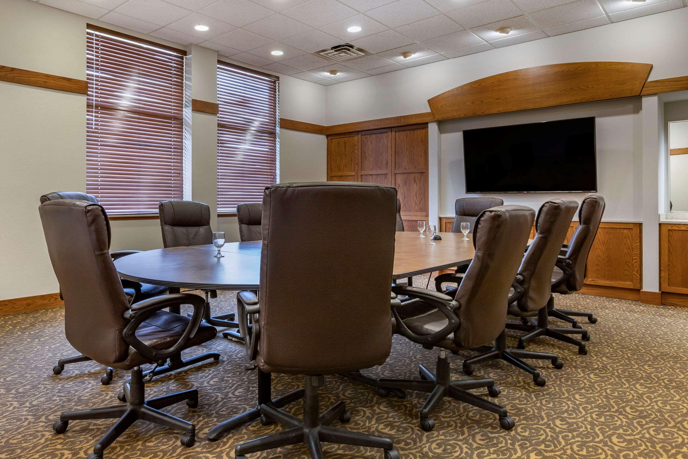 Comfort Inn Okemos - East Lansing Bagian luar foto