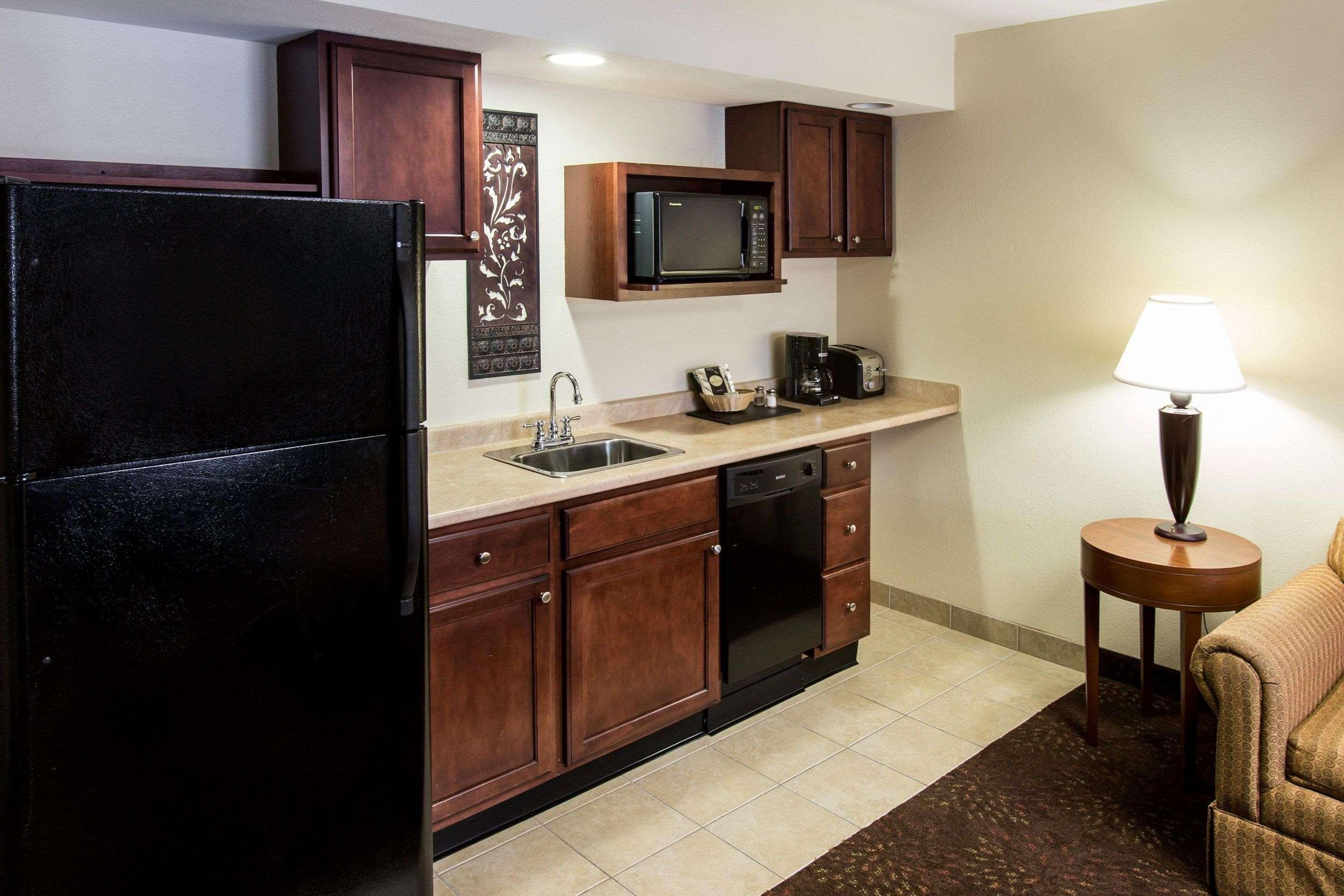 Comfort Inn Okemos - East Lansing Bagian luar foto